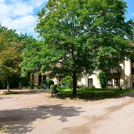 Haus Neugebauer-gaestehaus Garni *