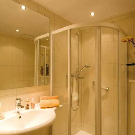 Haus Neugebauer-gaestehaus Garni Landhuis *