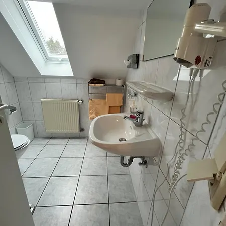 Haus Neugebauer-gaestehaus Garni *