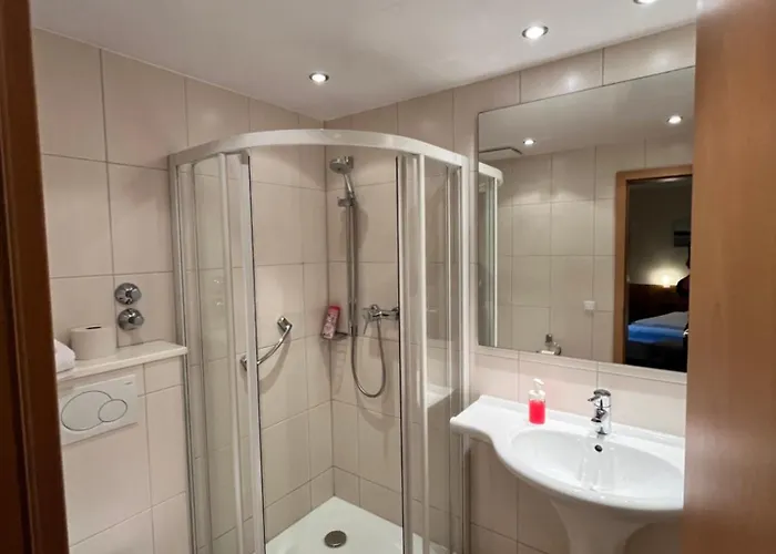 Haus Neugebauer-gaestehaus Garni