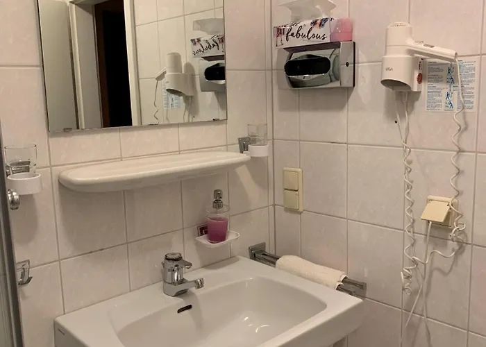 Haus Neugebauer-gaestehaus Garni *