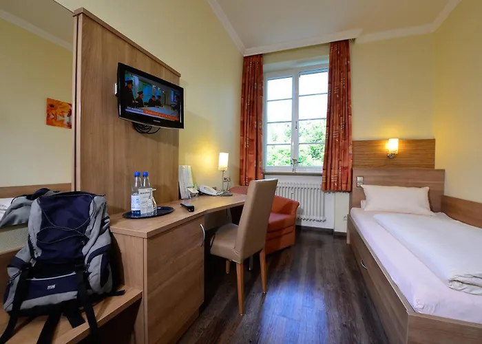 Haus Neugebauer-gaestehaus Garni